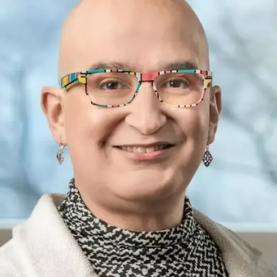Dr. Julia Galvez Delgado
