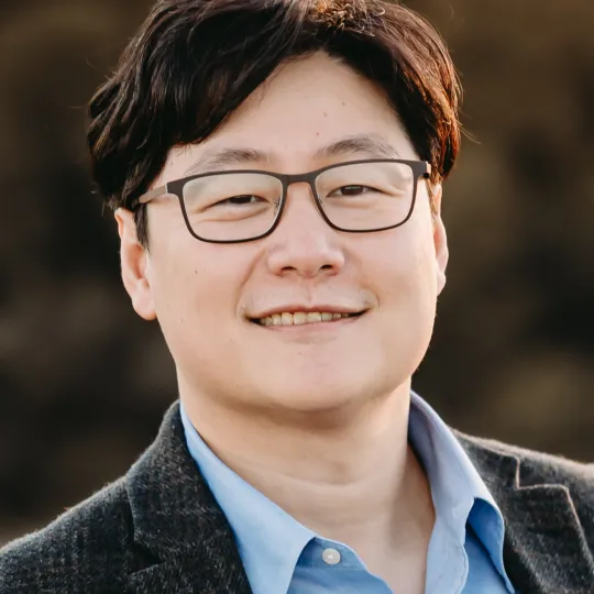 Dr. Yi Li
