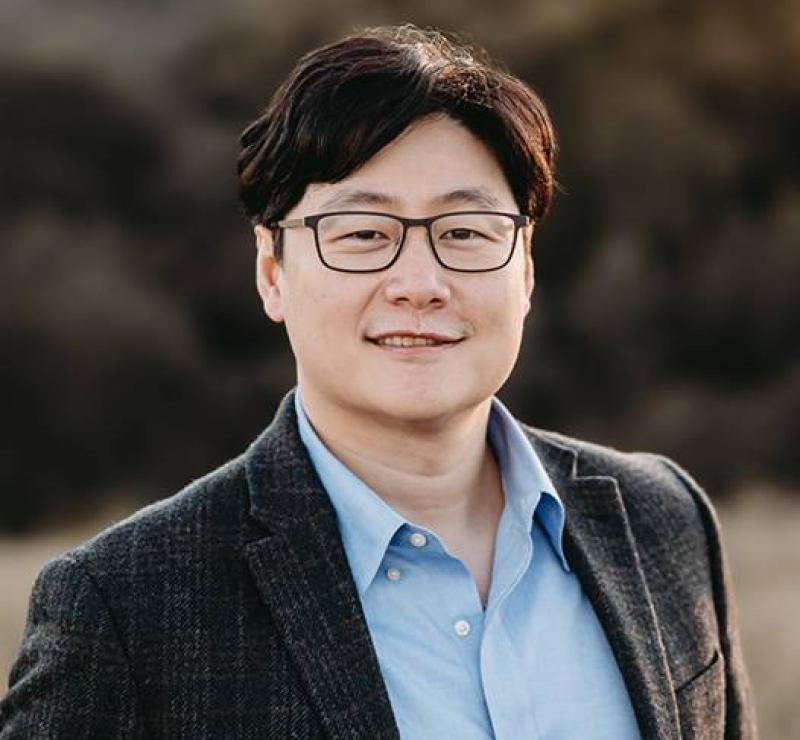 Dr. Yi Li